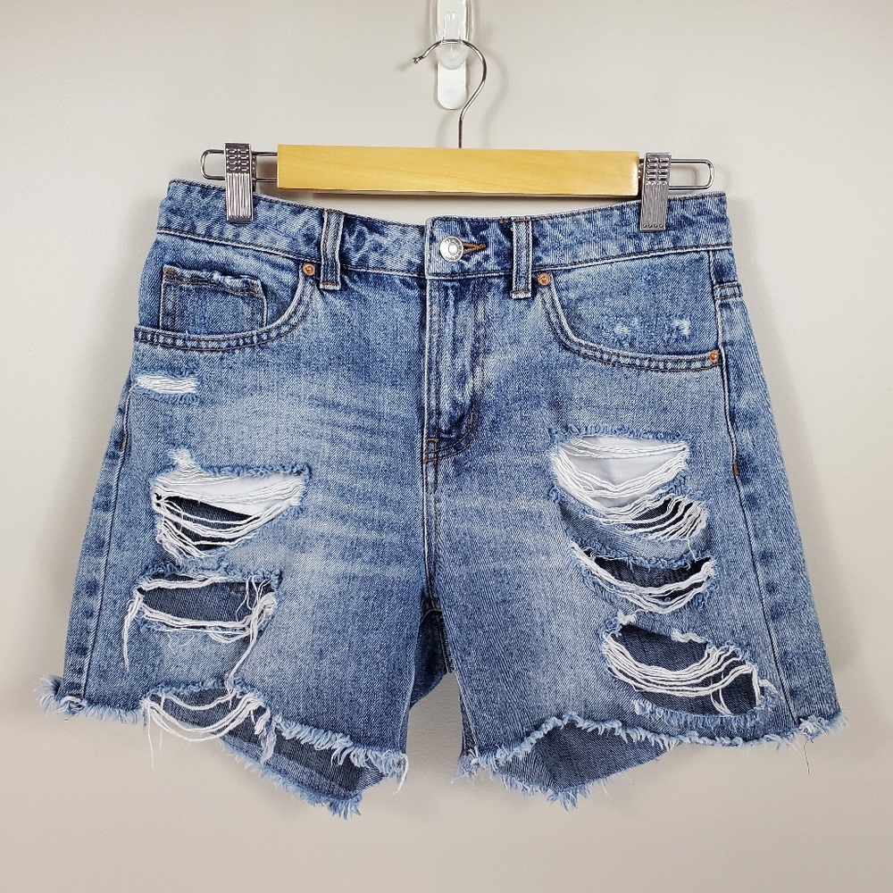 Wild Fable Size 4 Distressed Ripped High Rise Denim Short - Picture 2 of 11
